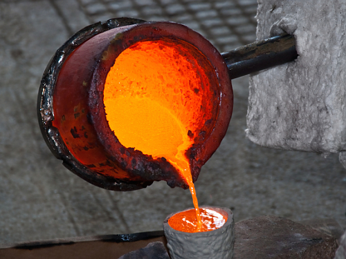 Molten  bronze
